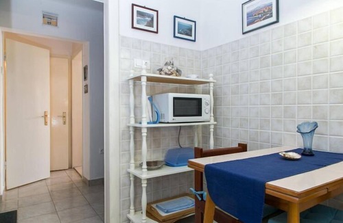 Montovjerna Apartment | Plavi Zal Apartment - One Bedroom Apartment with Two Terraces
