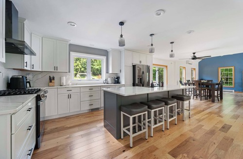 Ellenville House | Play. Chill. Repeat +Pickleball