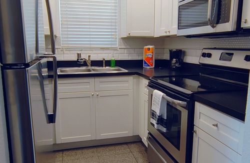 Capri Isle Apartment | Playa by Ross #4 .