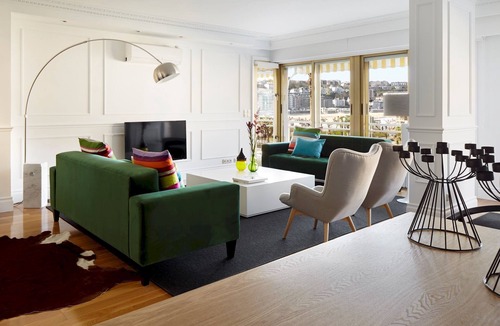 San Sebastian Centro Apartment | Playa de La Concha 4 by FeelFree Rentals