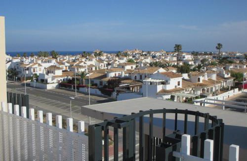 Pueblo Latino Apartment | Playa Elisa Bay