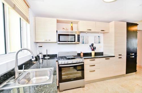 El Cortecito Condo | Playa Turquesa J-202 Premier Beachfront Ocean View/50mbps Wifi