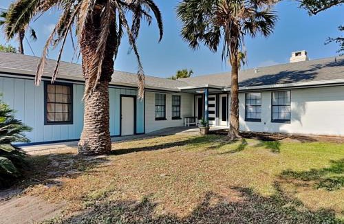 Harbor Oaks House | Playa Verde