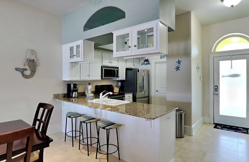 Sunset Pass House | Playa Way | Bayfront Access & Fun On-Site Amenities!