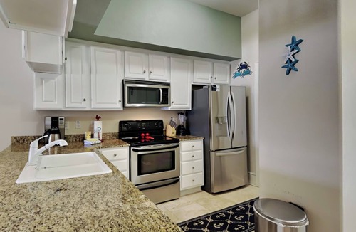 Sunset Pass House | Playa Way | Bayfront Access & Fun On-Site Amenities!