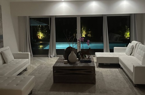 Central Corals House | Playa Zen South ~ Five Star, Upscale neighborhood, Lux 3/2, Pool, Dog Friendly