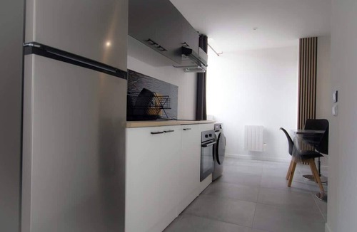 Noeux-les-Mines Apartment | Player #2, jeux, wifi, parking, 4pers, lave linge