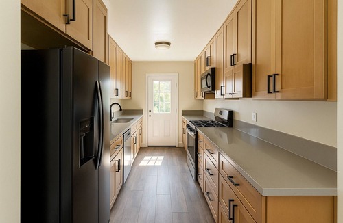 Lawndale House | Playhouse Retreat - Private Yard & Theater Lounge