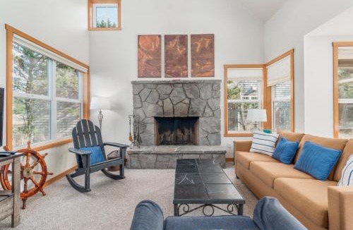 Shorepine Village House | Playhouse