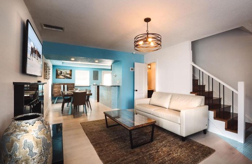 Northeast Virginia Beach Apartment | Plaza 2700 Luxury Beach Suites