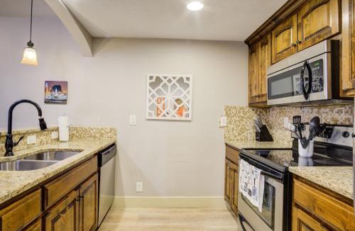 West Plaza Apartment | Plaza Comfort