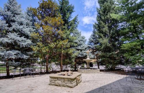 West Plaza Apartment | Plaza Comfort