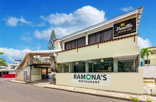 El Batey Condo | Plaza Europa