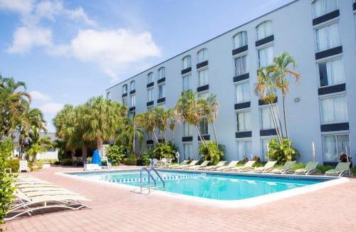 Survey Creek Hotel | Plaza Hotel Fort Lauderdale