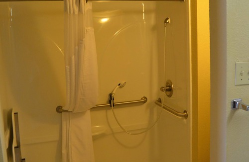 Big Spring Hotel | Plaza Inn Big Spring