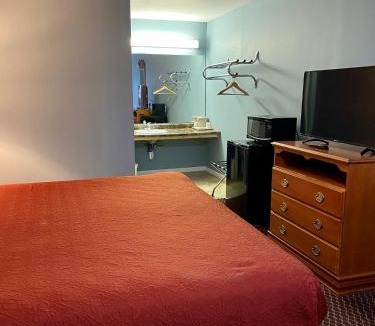 Springfield Hotel | Plaza Inn Springfield