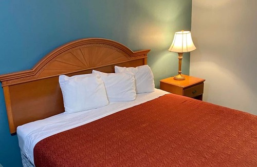 Springfield Hotel | Plaza Inn Springfield