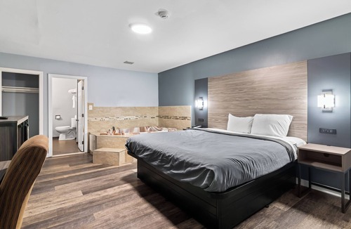 Peabody Hotel | Plaza Inn