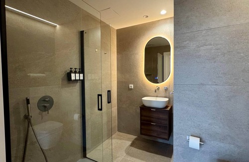 Pobles del Sud Apartment | Plaza Tower - Apartment -03