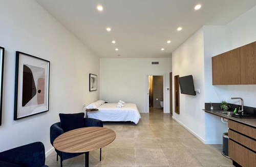 Pobles del Sud Apartment | Plaza Tower - Apartment -09
