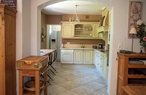Saint-Etienne-les-Orgues House | Pleasant single-storey house, sleeps 7, unobstructed view, private pool.