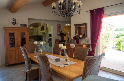 Saint-Etienne-les-Orgues House | Pleasant single-storey house, sleeps 7, unobstructed view, private pool.