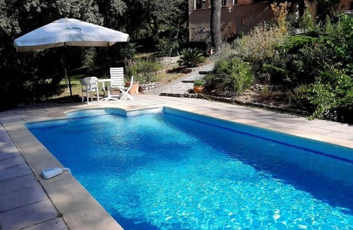 La Colline Villa | Pleasant villa with swimming pool and large garden in periphery of Montpellier