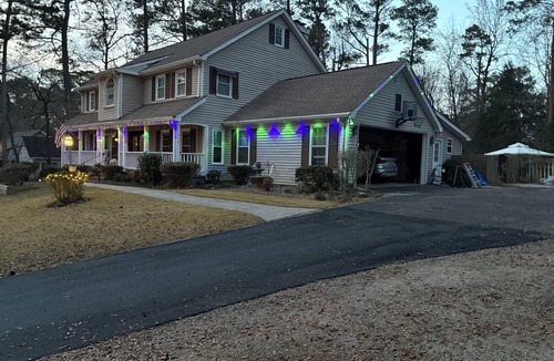 Sandy Springs Apartment | Pleasant 1-bedroom apartment with AC in vibrant high end neighborhood.