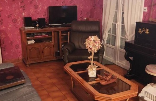 La Genetouze Villa | Pleasant 2-bedroom house with AC and garden in charming La Genétouze