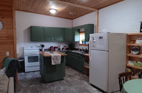 Taylor County House | Pleasant 3-bedroom bungalow with AC in charming Clearfield