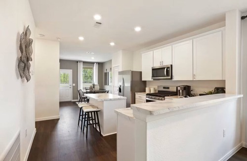 Porter Cottage | Pleasant 3-bedroom cottage with AC in charming Porter