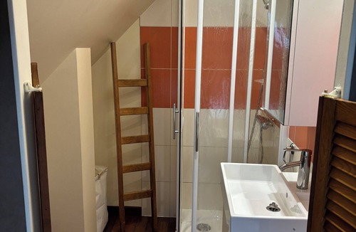 Chemilly-sur-Yonne House | Pleasant accommodation