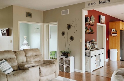 Greenville Cabin | Pleasant Acres - Pleasant Acres