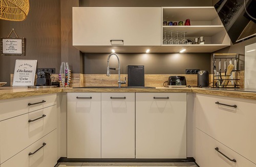 Minimes - Barriere de Paris House | Pleasant and bright chartreuse with terrace