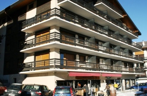 Nendaz Apartment | Pleasant apartment with balcony