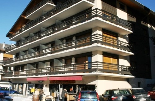 Nendaz Apartment | Pleasant apartment with balcony