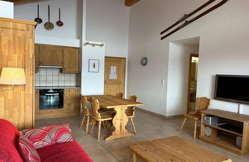 Nendaz Apartment | Pleasant apartment with balcony