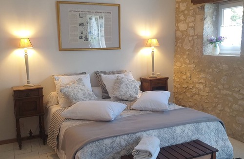 Parranquet Bed & Breakfast | Pleasant bed and breakfast "Maddy" at Clos de Parranquet.