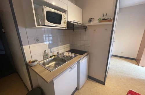 Souche Apartment | Pleasant, bright Studio 6