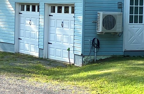 Town of Sullivan RV Rental | Pleasant Electric RV Camp Site 1 with WiFi in Chittenango