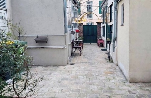 Saint-Louis Apartment | Pleasant equipped studio 2 steps from the park and metro Saint Mandé🌴