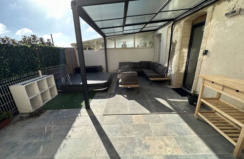 Le Fief-Sauvin House | Pleasant house with luxury spa