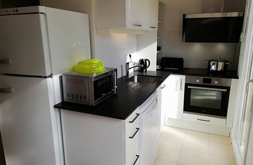 Saint-Germain-sur-Ay House | Pleasant house located 300 m from the beach