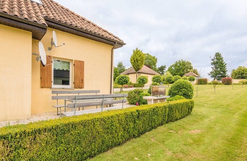 Saint-Nexans House | Pleasant holiday home with private pool