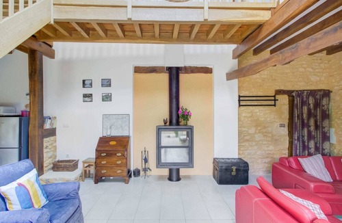 Jayac House | Pleasant holiday home with private pool