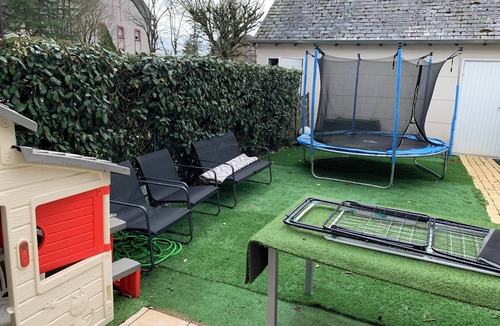 Blois House | Pleasant house, pool access in summer season.