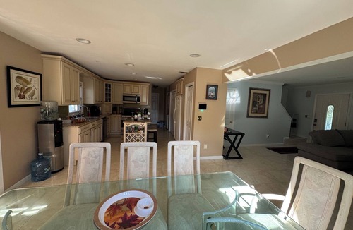 Shirley House | Pleasant house with AC in charming Shirley