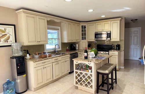 Shirley House | Pleasant house with AC in charming Shirley