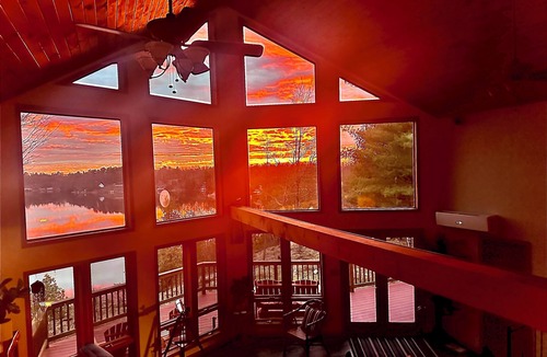 Town of Macomb Cabin | Pleasant Lake Cabin