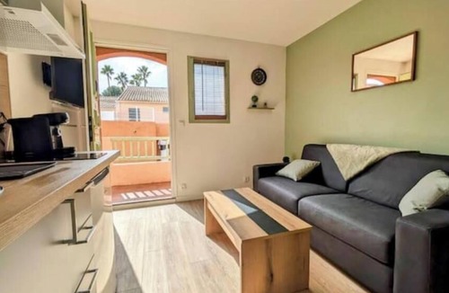 Valescure Apartment | PLEASANT LITTLE STUDIO IN SAINT-RAPHAËL